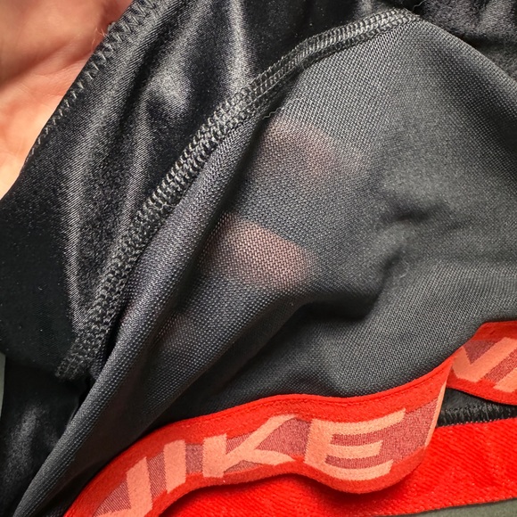 Nike Pro Set (Leggings and Top) Dri Fit Size M - Picture 5 of 7